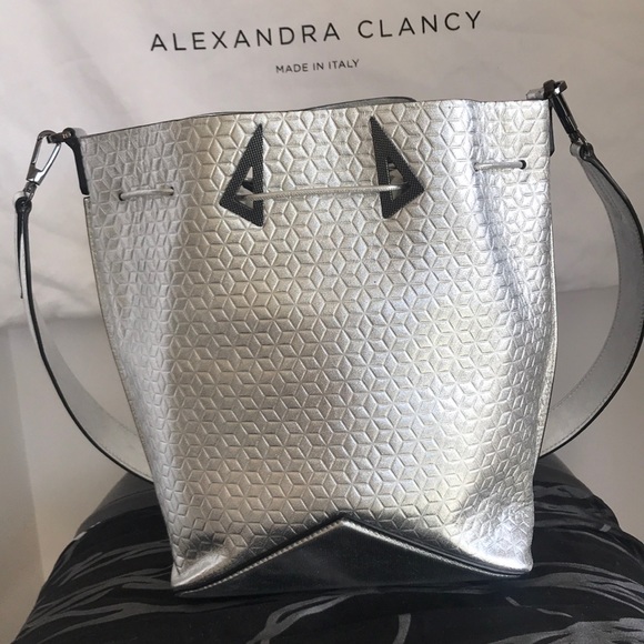 Leather bag - Picture 6 of 8